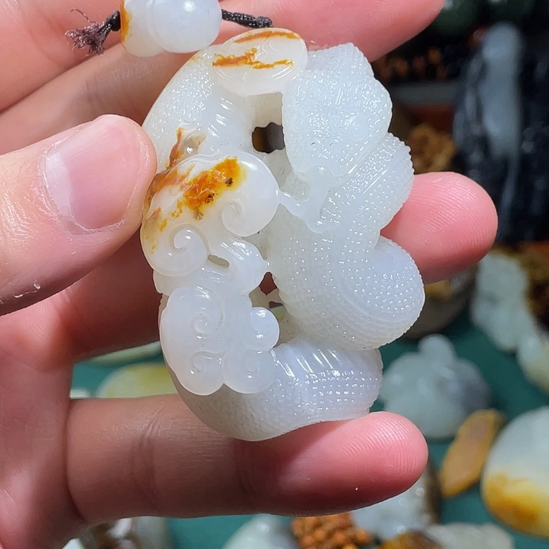 和田玉（糖玉）未镶嵌颈饰