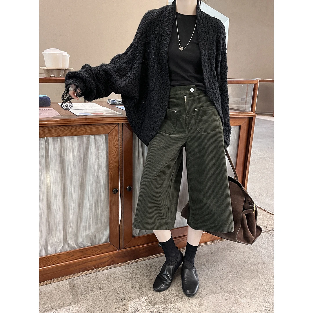 秋冬新款复古毛呢休闲裤宽松阔腿裤简约坑条灯芯绒阔腿七分裤女
