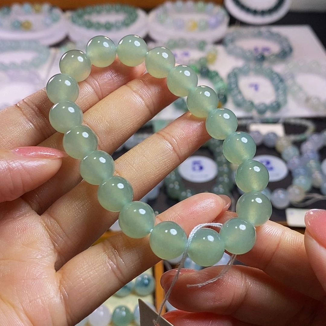 定制翡翠未镶嵌卡9十