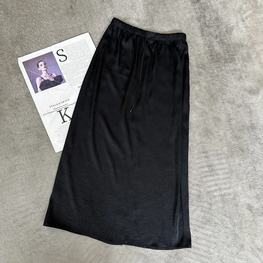 【米可家】肌理感缎面垂感后开叉半裙9291