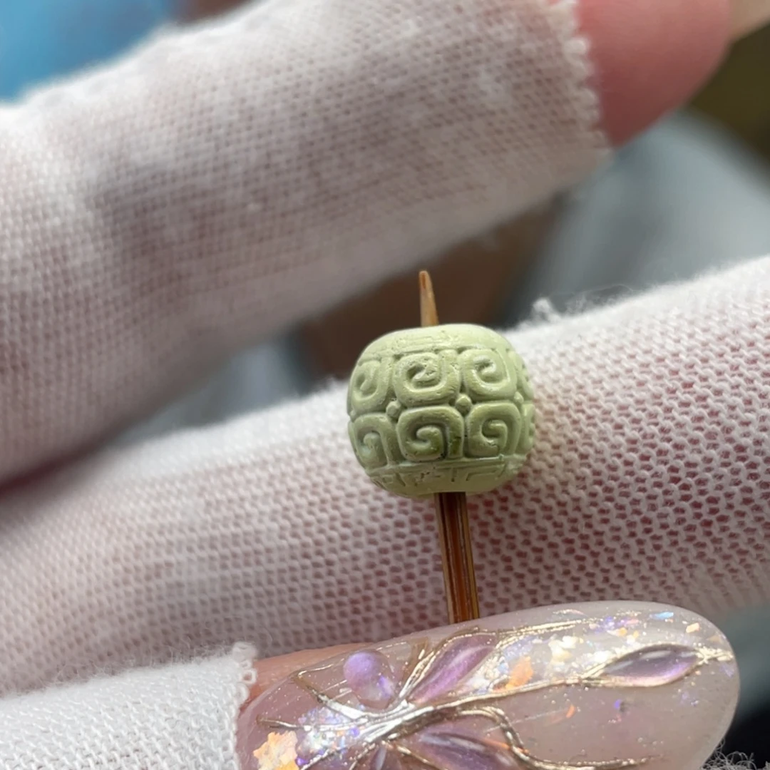 绿松石未镶嵌挂件