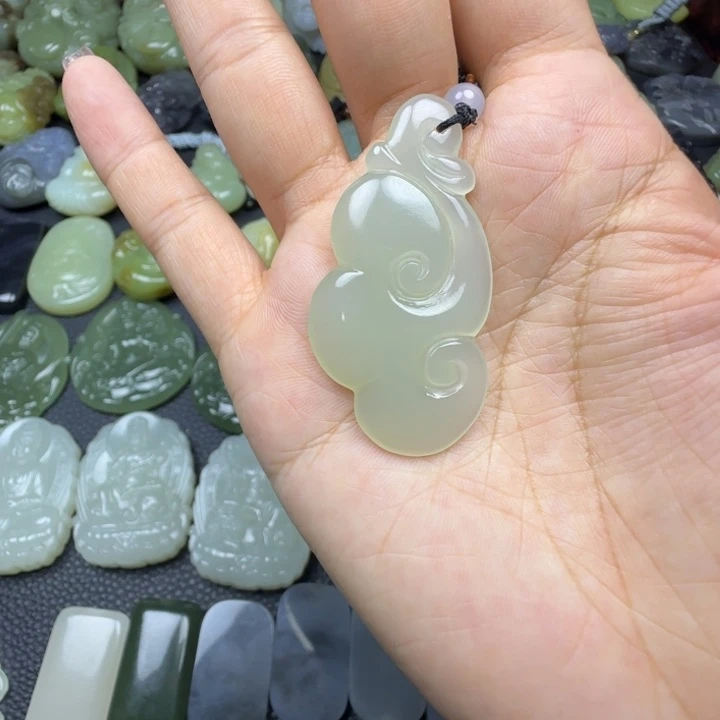 和田玉未镶嵌珠宝奇石