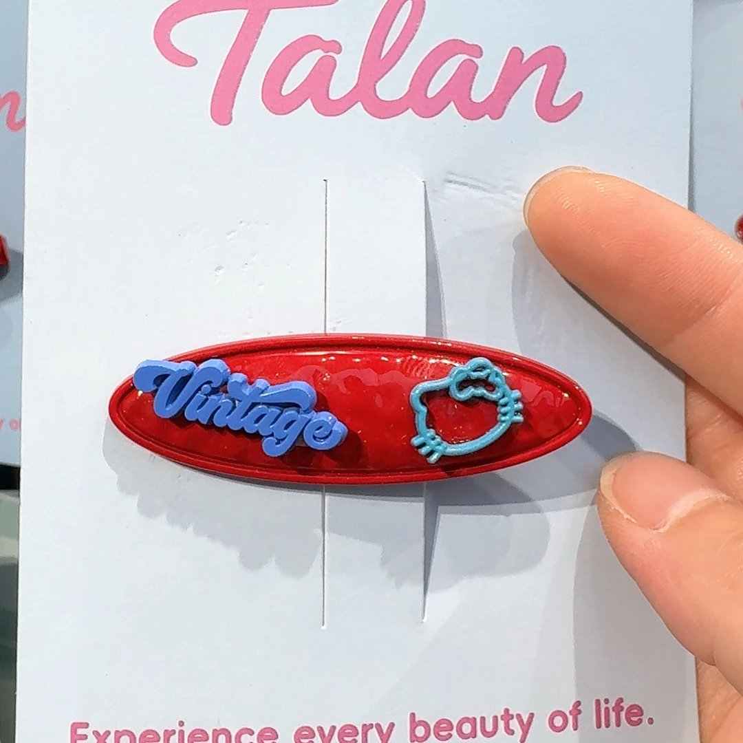 皮质铁合金字母kitty红色鸭嘴