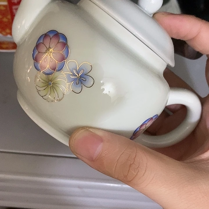 陶瓷艺术品及陶瓷壶壶