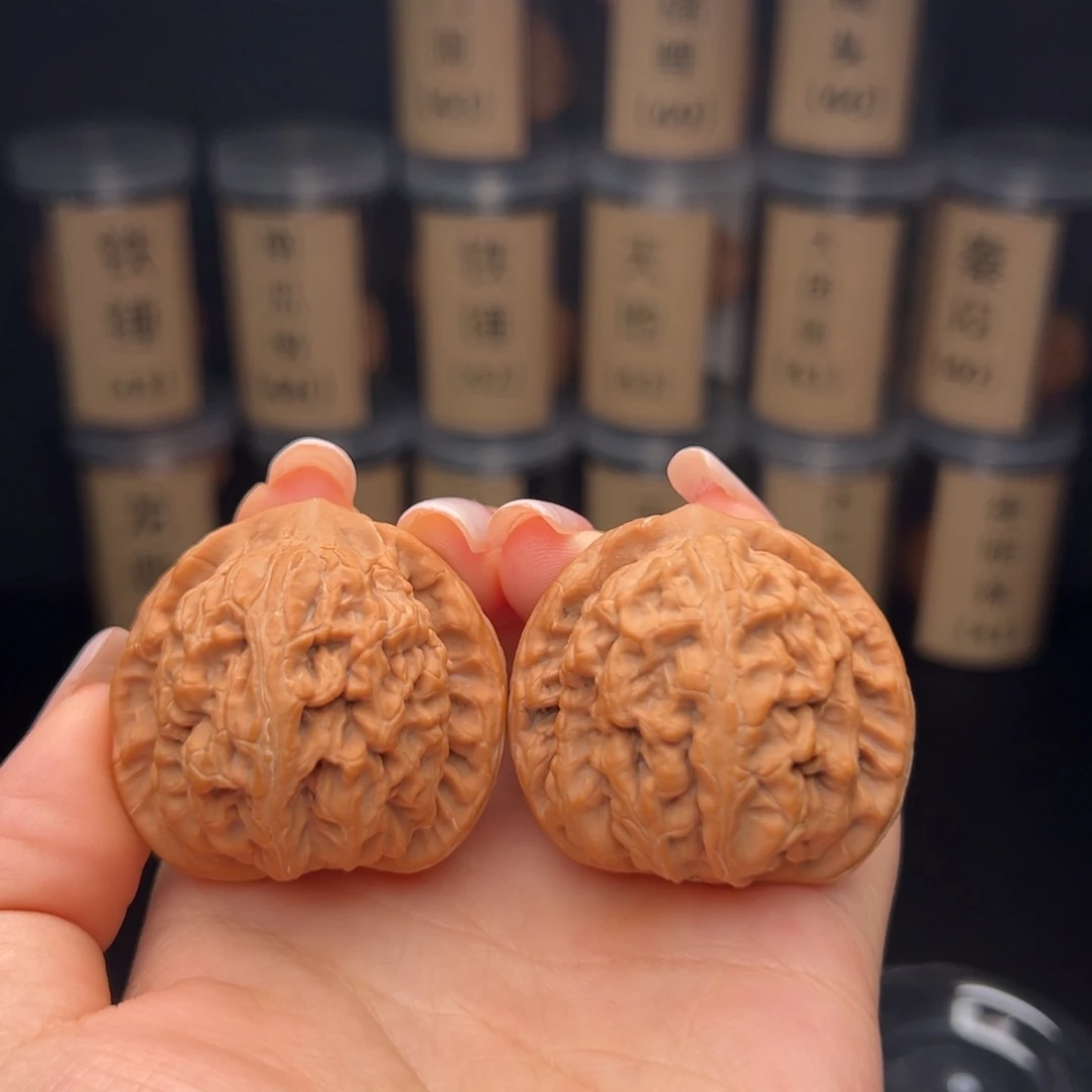 时***弃文玩核桃吊坠红锦鲤