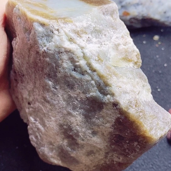 和田玉（糖玉）未镶嵌珠宝半成品