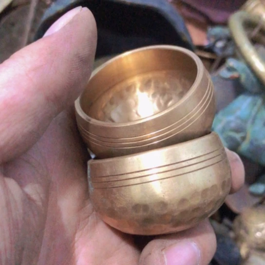 覌***雲闪电购铜摆件工艺品