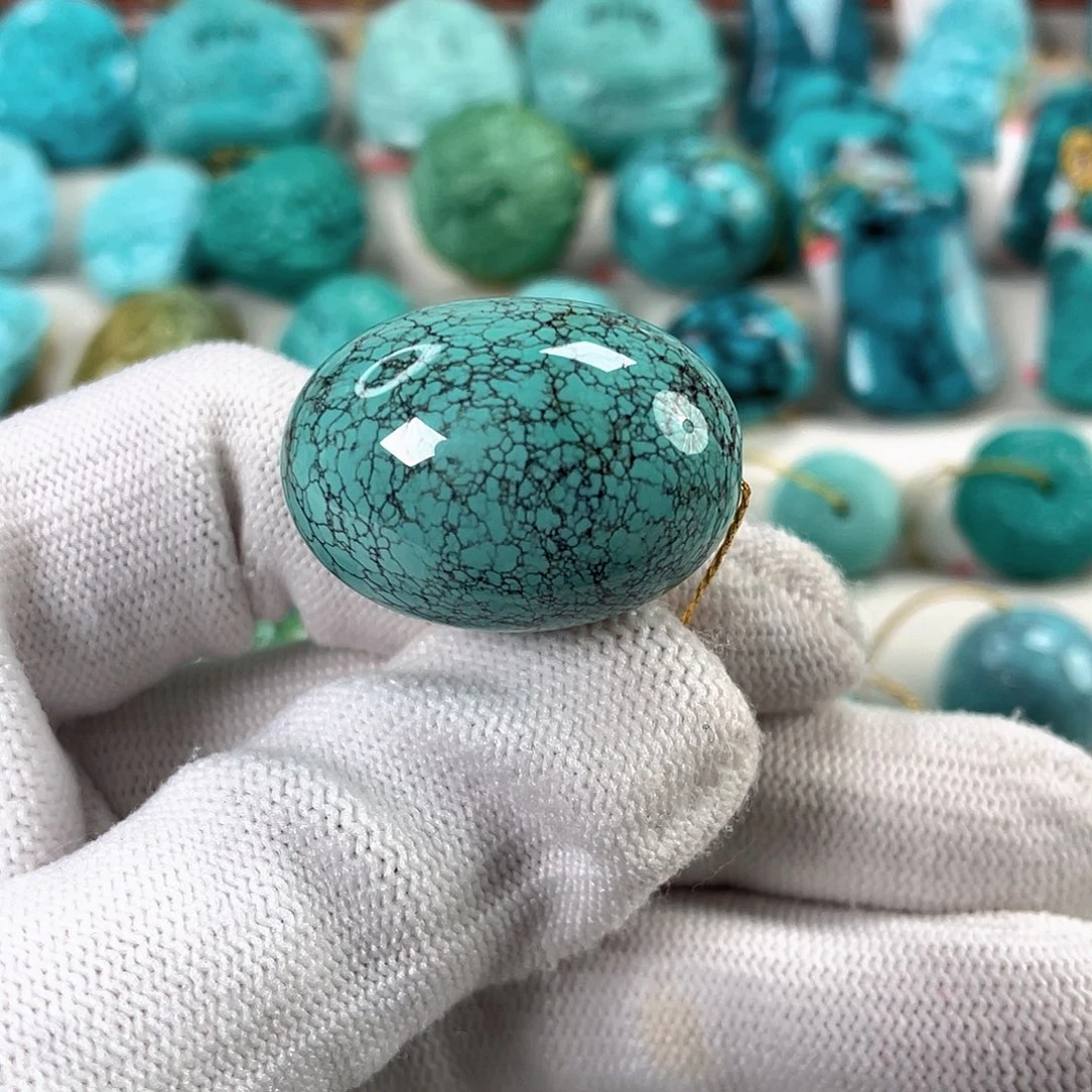 绿松石未镶嵌车挂