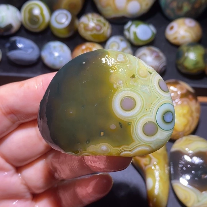未镶嵌玛瑙/玉髓珠宝半成品41