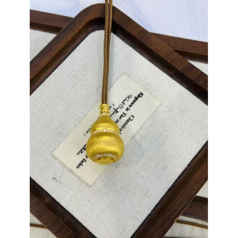 999足金5G工艺黄金镶嵌钻财神葫芦吊坠