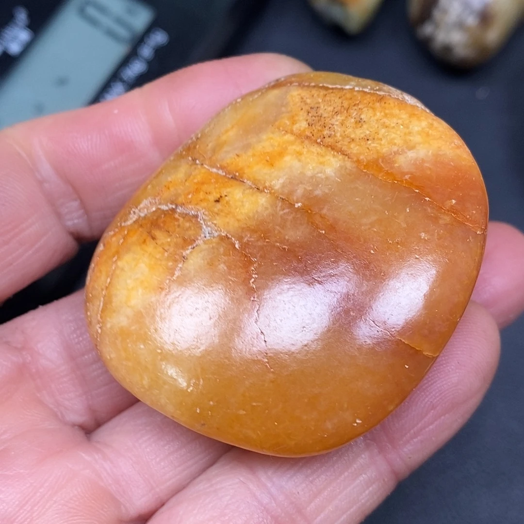 和田玉未镶嵌珠宝奇石