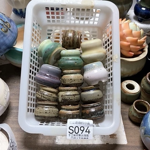 紫砂花盆094微瑕品口径2到3左右