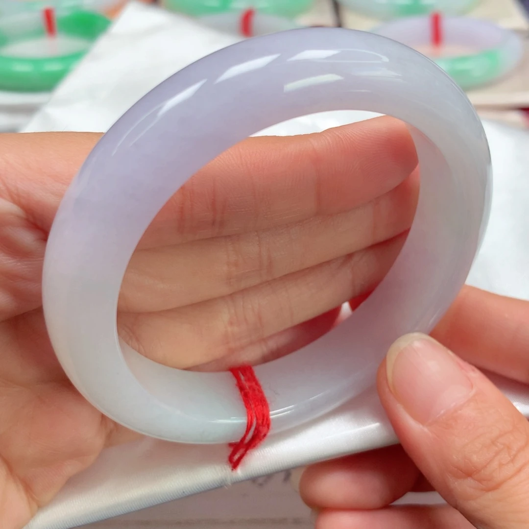 翡翠手镯未镶嵌冰紫色有纹