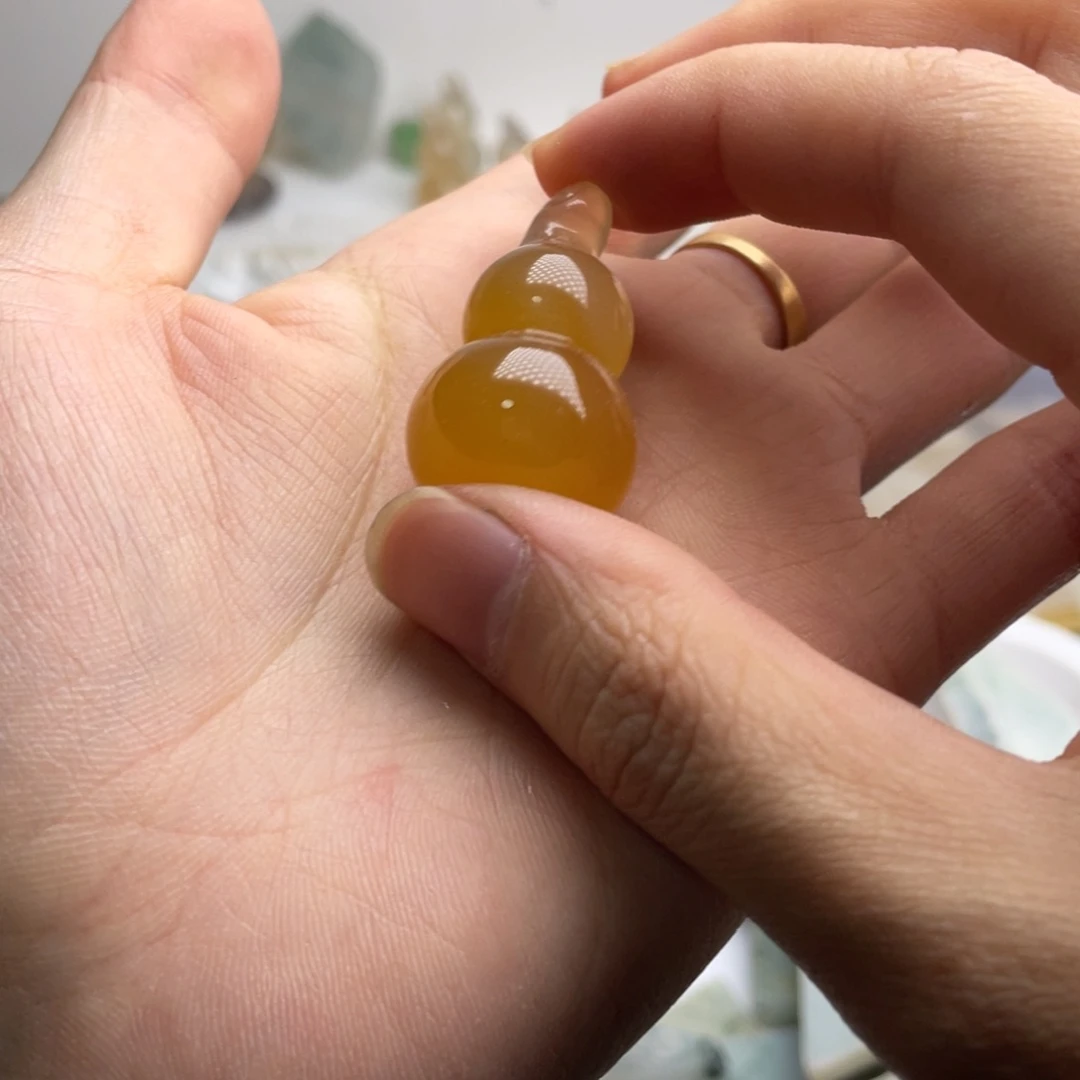 木***白玛瑙/玉髓未镶嵌颈饰玛瑙