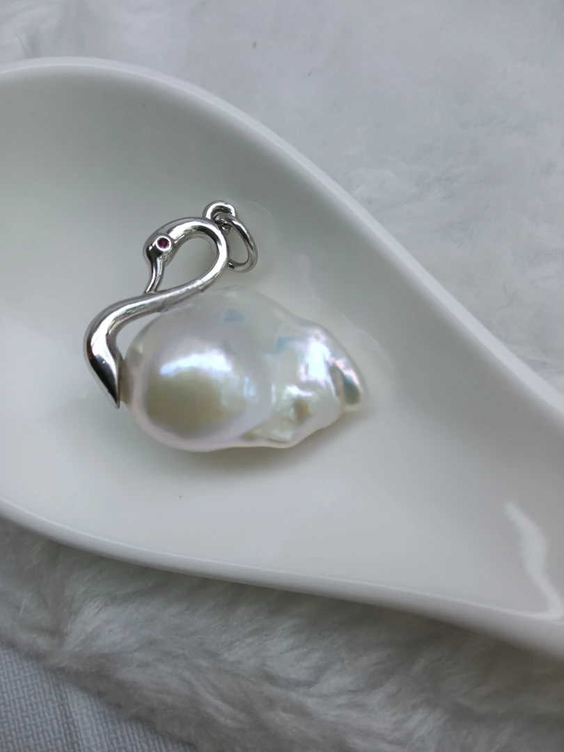 天然巴洛克珍珠吊坠
