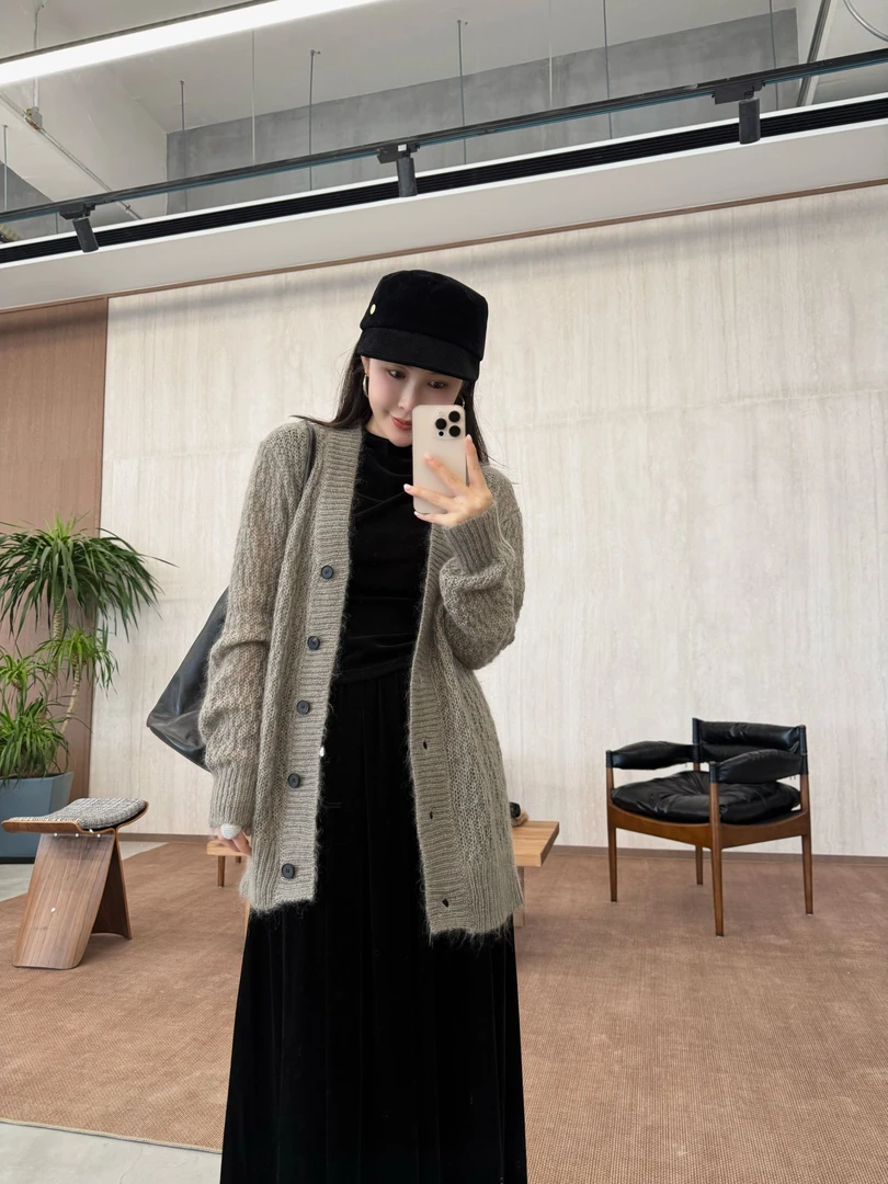 【柒玥】秋季新款羊毛+马海毛轻奢高级感时尚针织开衫 YY537