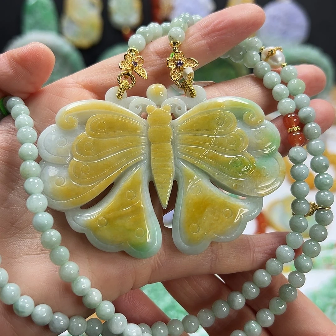 翡翠未镶嵌颈饰吊坠