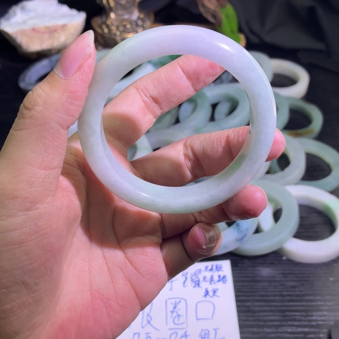 定制翡翠未镶嵌天然翡翠A货毛胚手镯定制