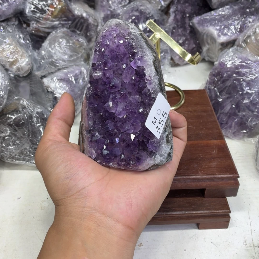 紫晶摆件未镶嵌水晶