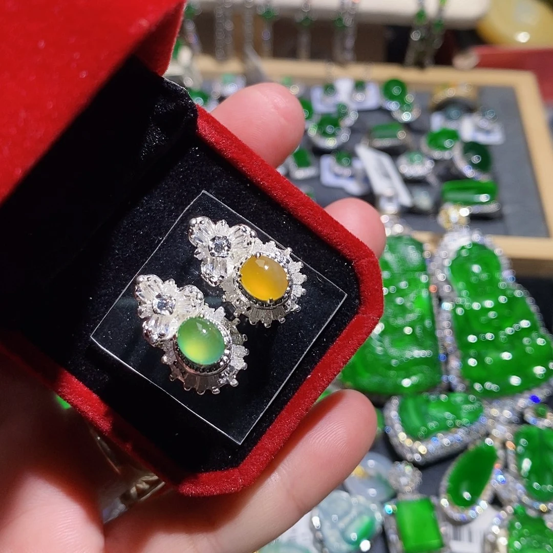 翡翠未镶嵌戒指耳钉