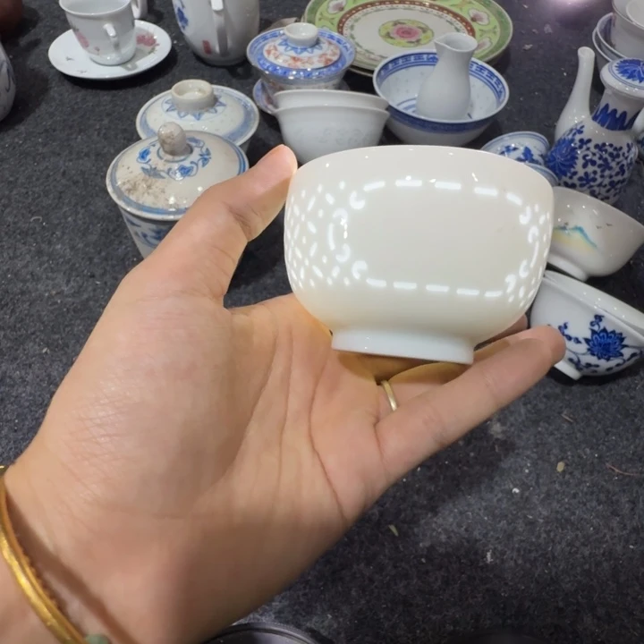 景德镇的陶瓷瓷器