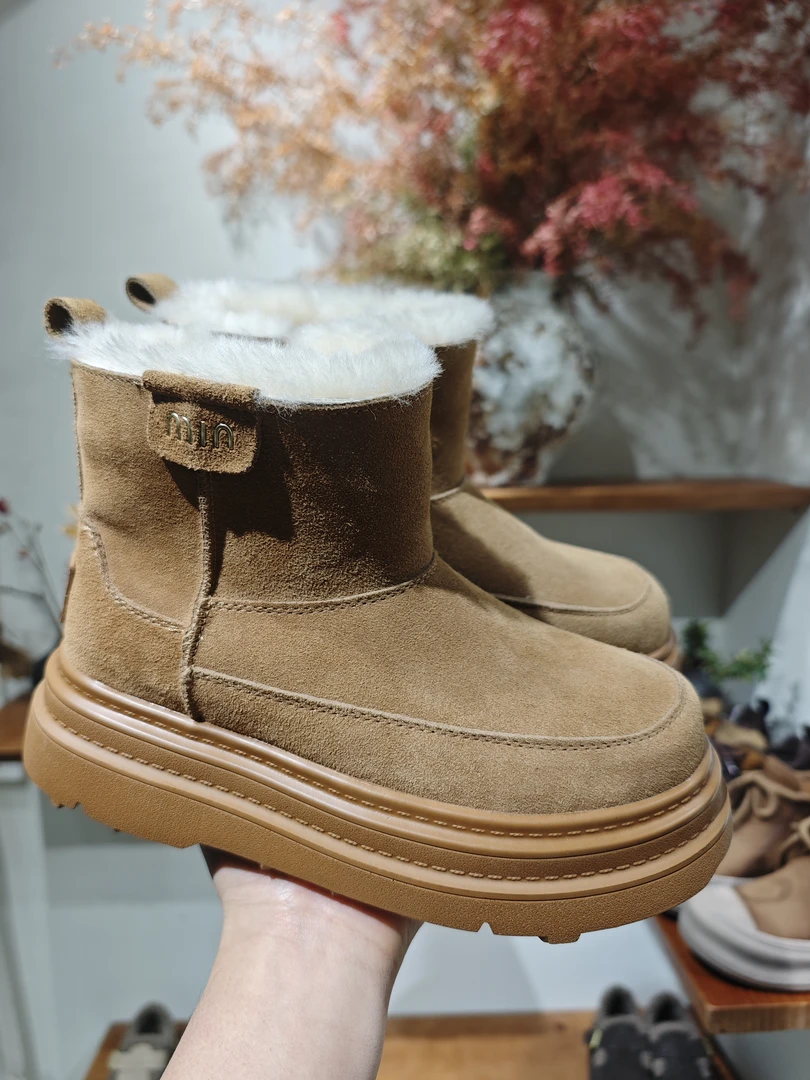 马丁靴款式雪地棉圈口羊毛