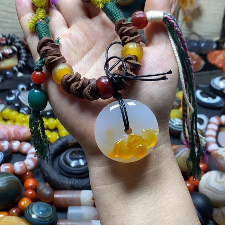 玛瑙/玉髓未镶嵌颈饰