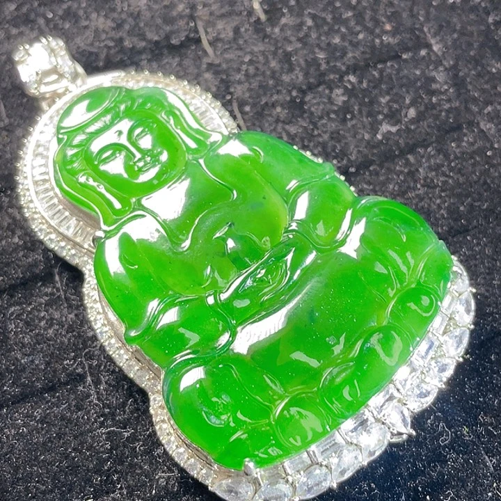 赤***焱翡翠未镶嵌颈饰62