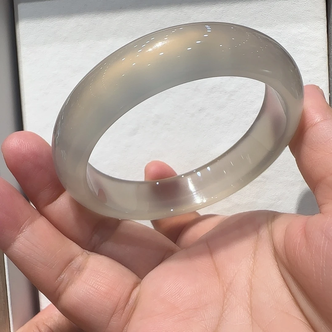 心***儿玛瑙/玉髓未镶嵌手镯