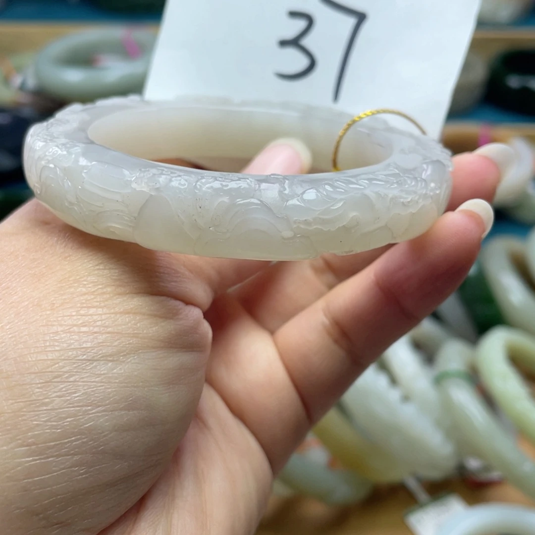 未镶嵌手镯和田玉圈口58
