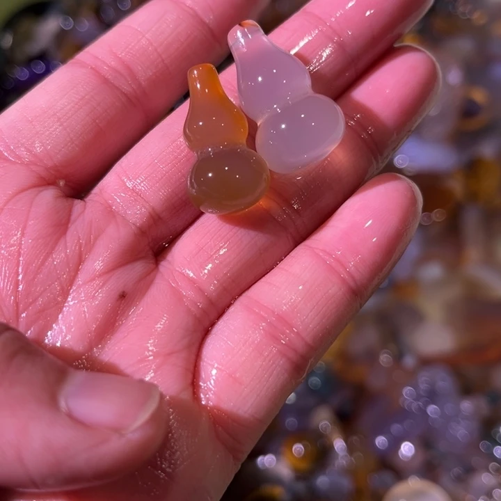 玛瑙/玉髓未镶嵌珠宝奇石