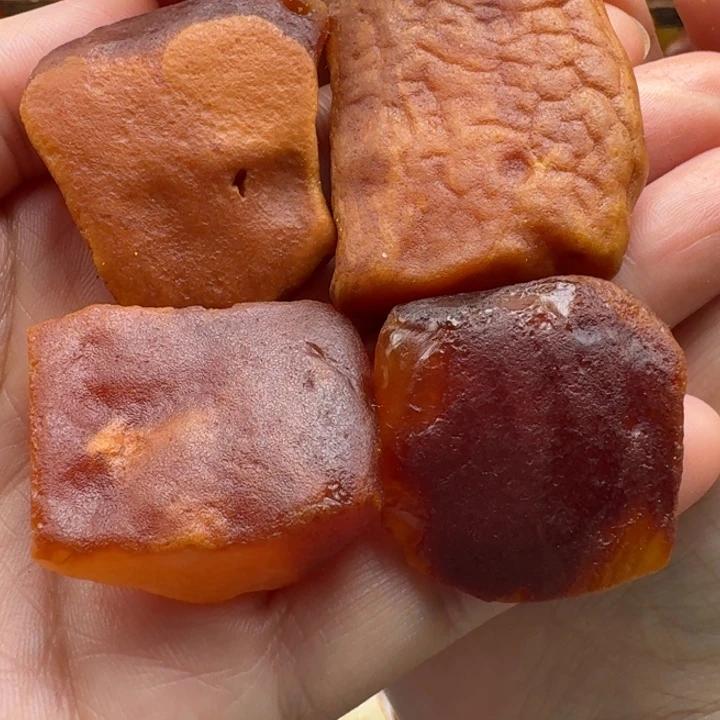 祖***朵定制琥珀未镶嵌琥珀蜜蜡定制