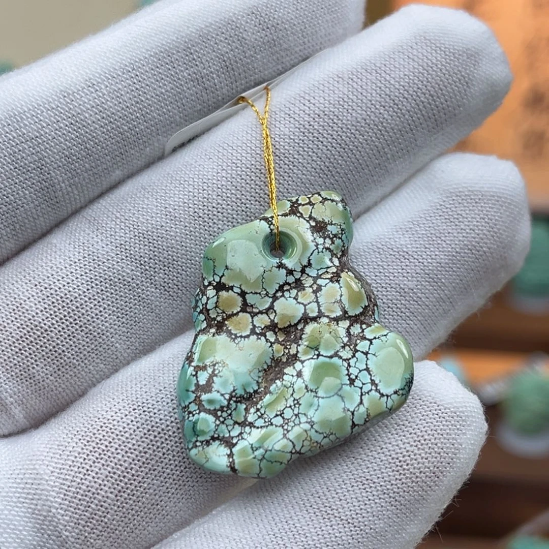 绿松石未镶嵌随型牌子编号23