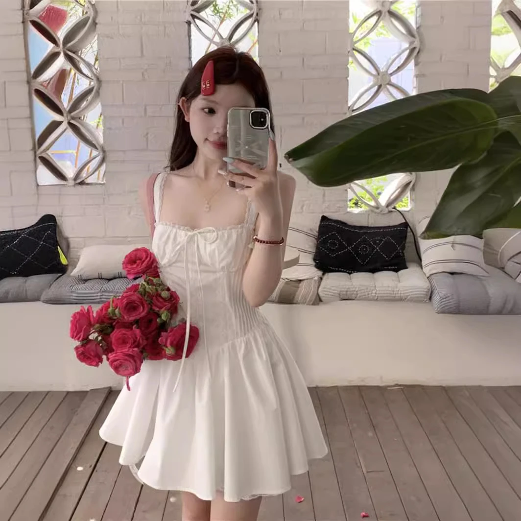 显瘦气质白色夏季法式小众性感纯欲复古设计感连衣裙 纯色收腰吊