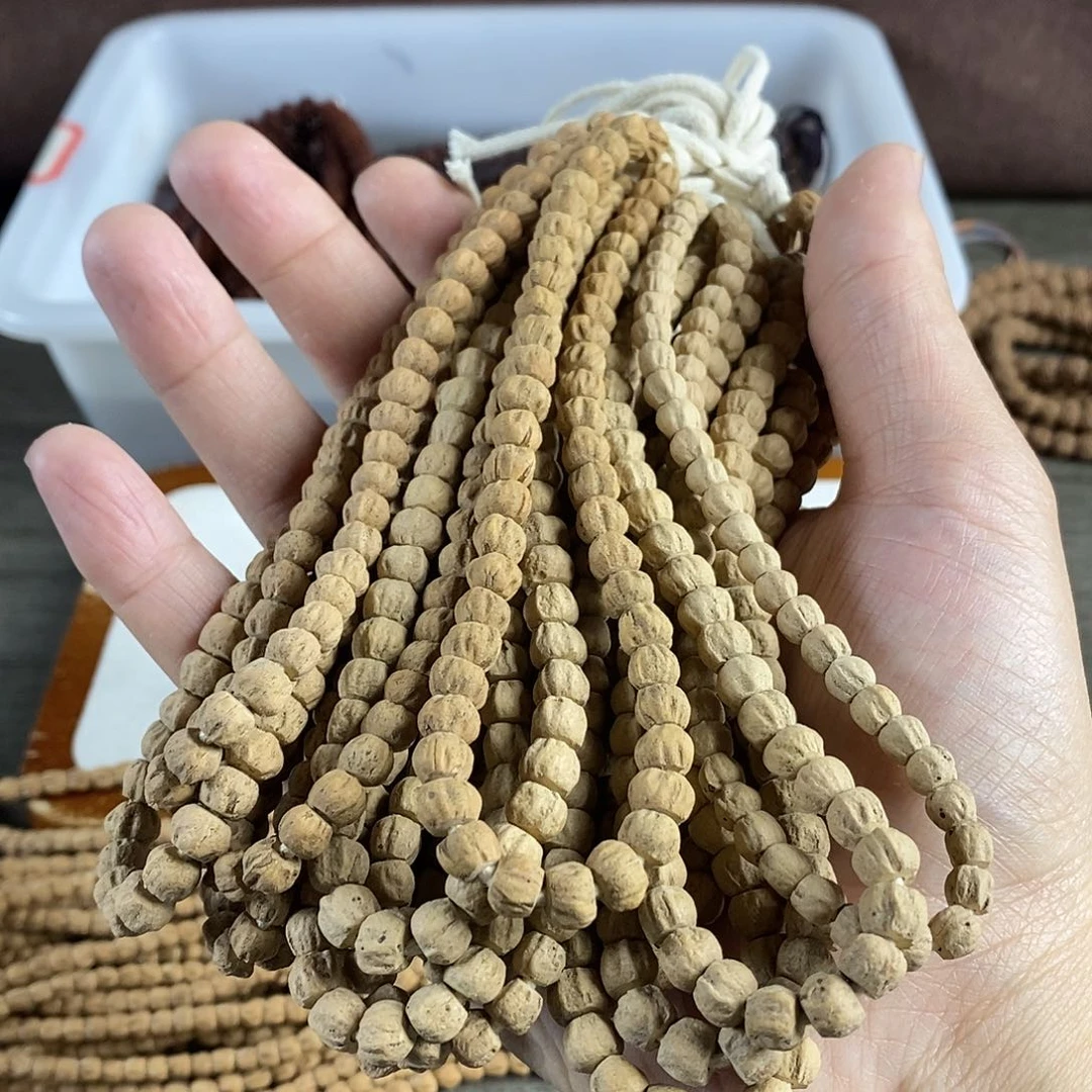 金刚菩提吊坠卡8百香籽