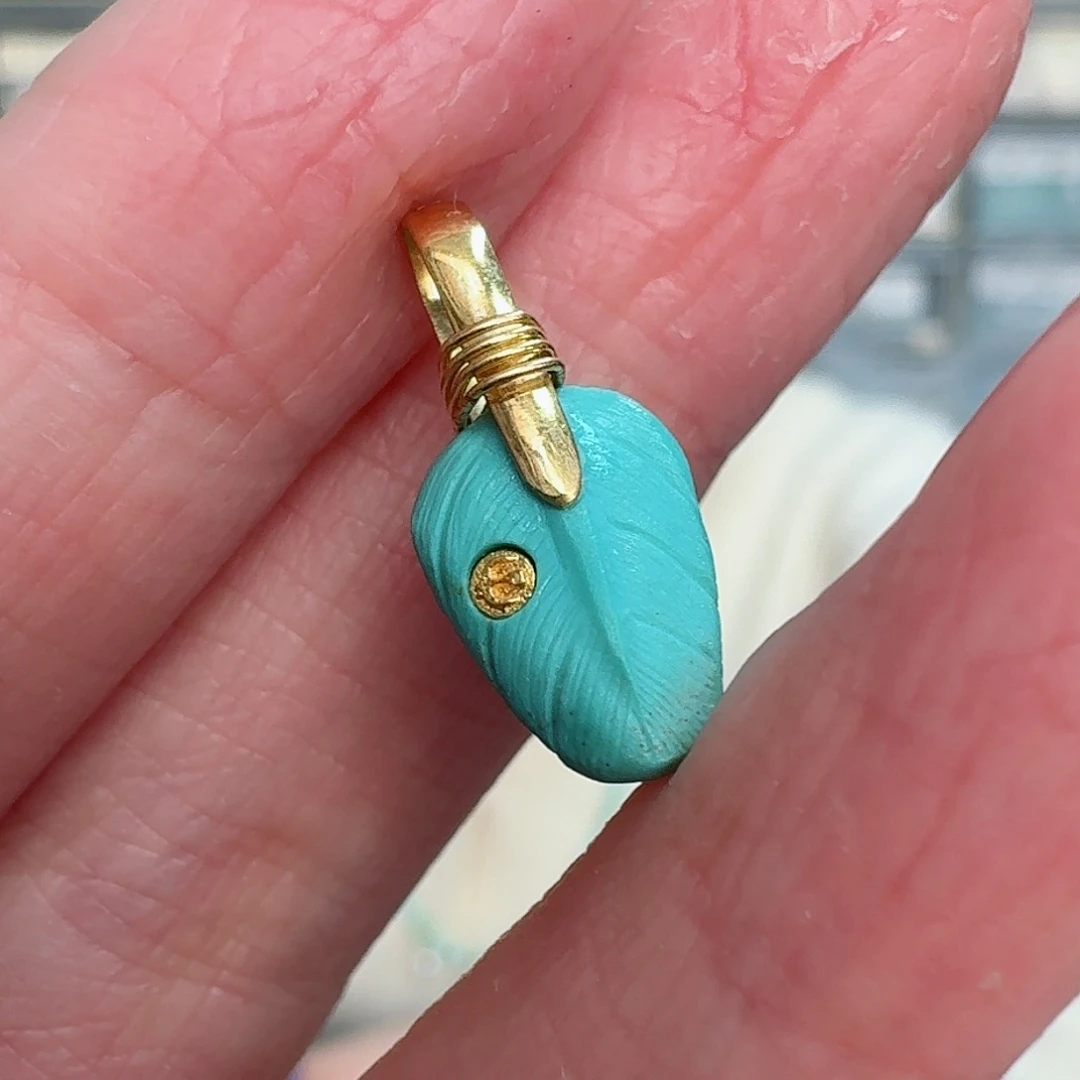 绿松石珠宝奇石18K金镶嵌