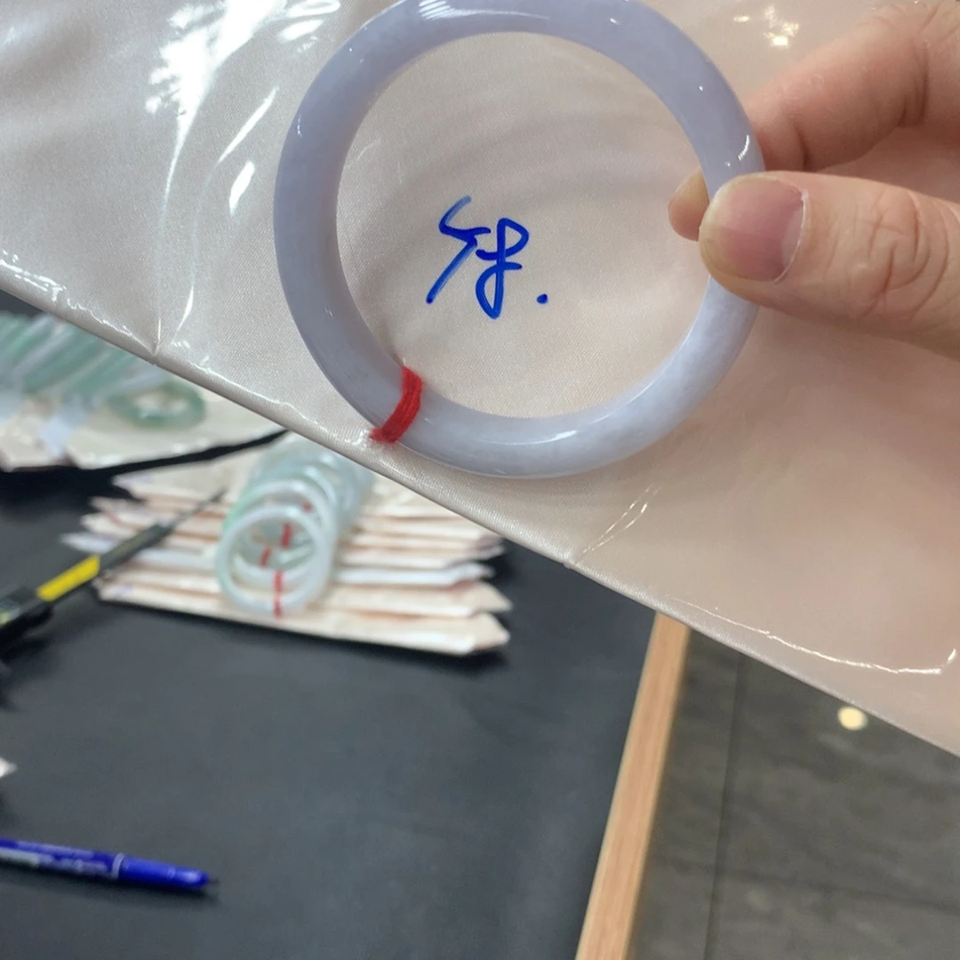 翡翠未镶嵌手镯翡翠