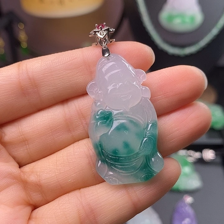翡翠未镶嵌吊坠(赠链)