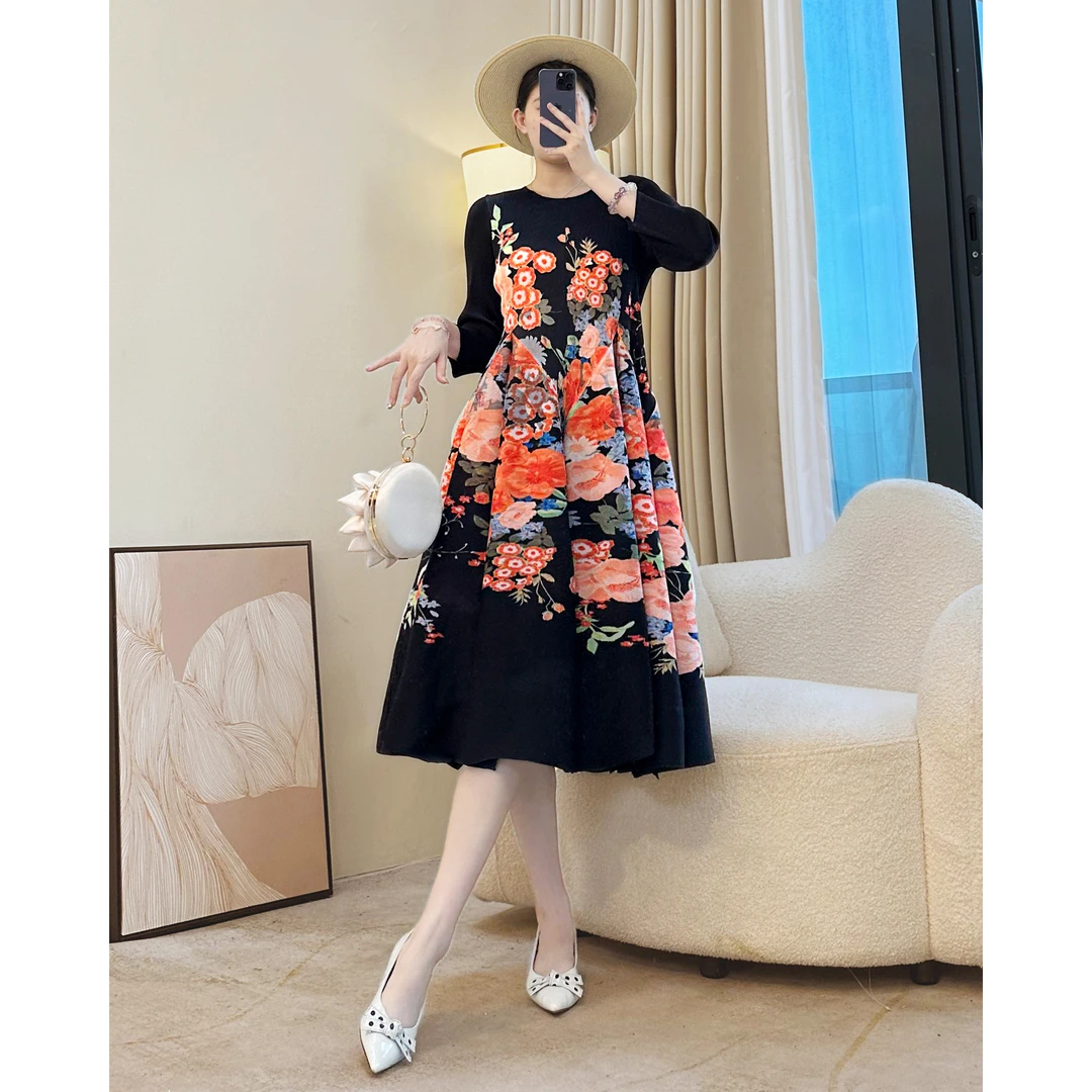 2026新款高级感花瓣裙女法式洋气收腰碎花印花裙子S3886
