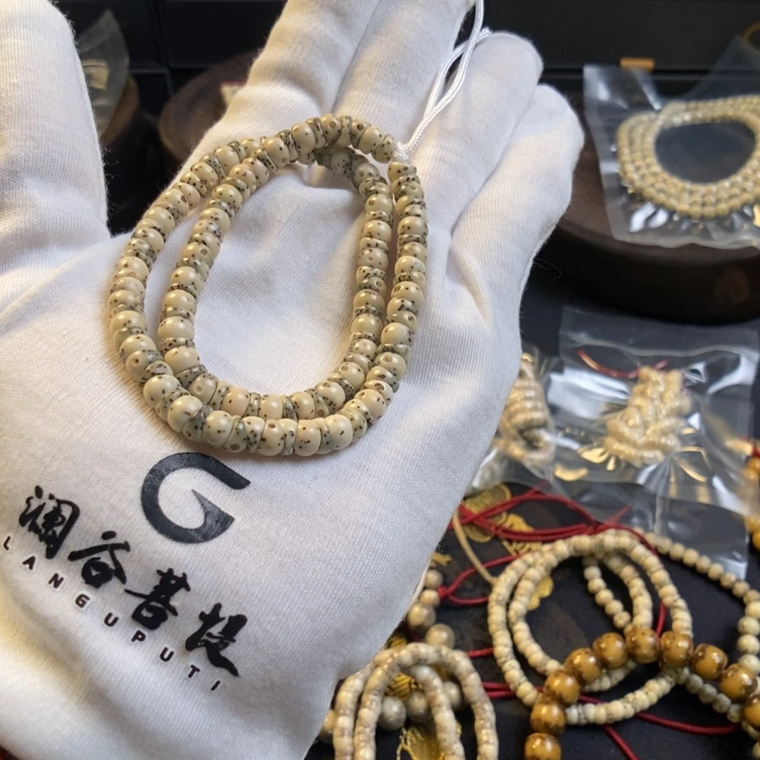 甜****吊坠星月菩提正月嘟嘟肠6