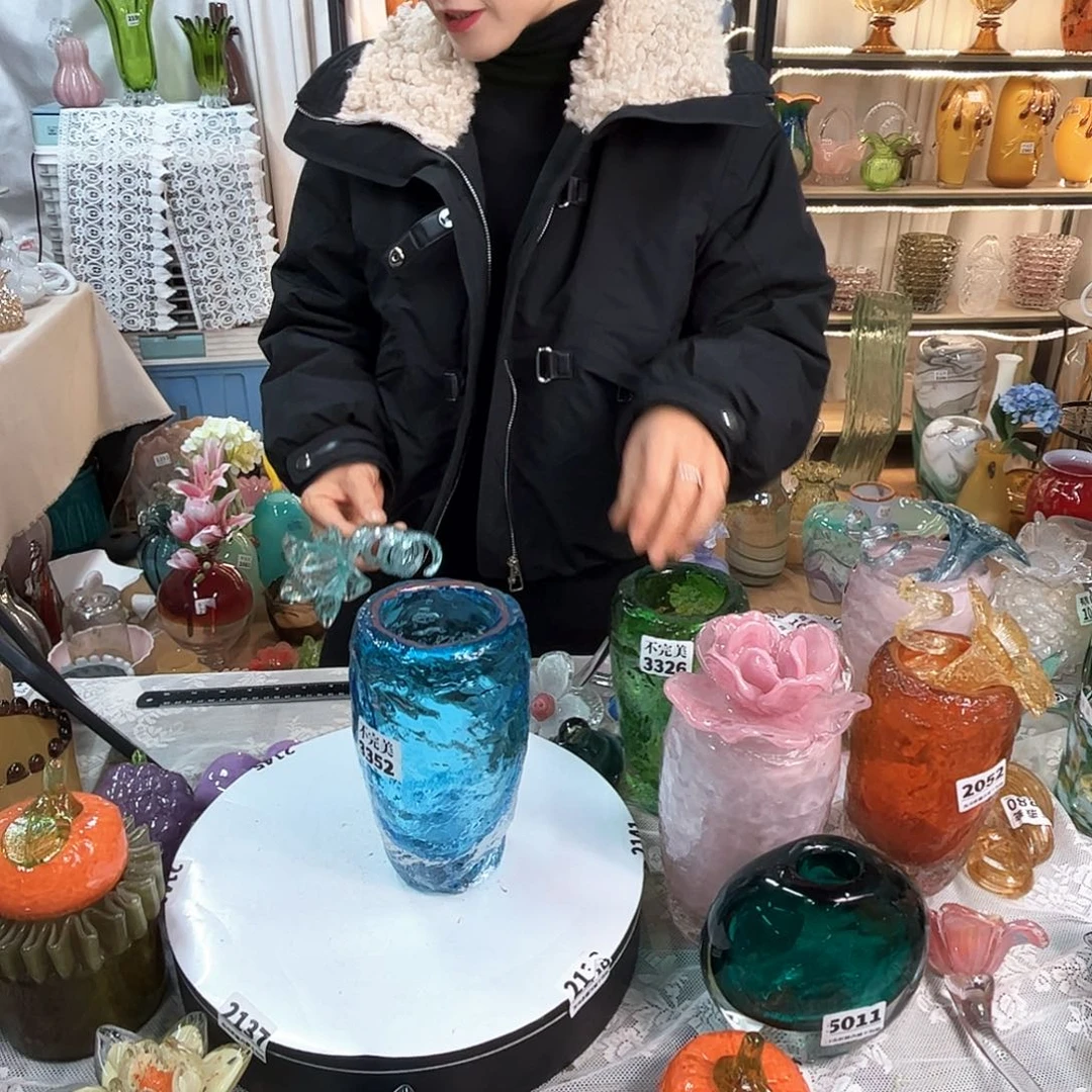 3352 家悦美居琉璃摆件不完美