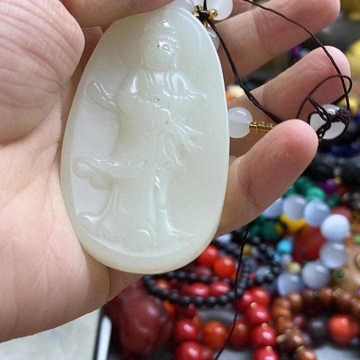 2335588988899878988888