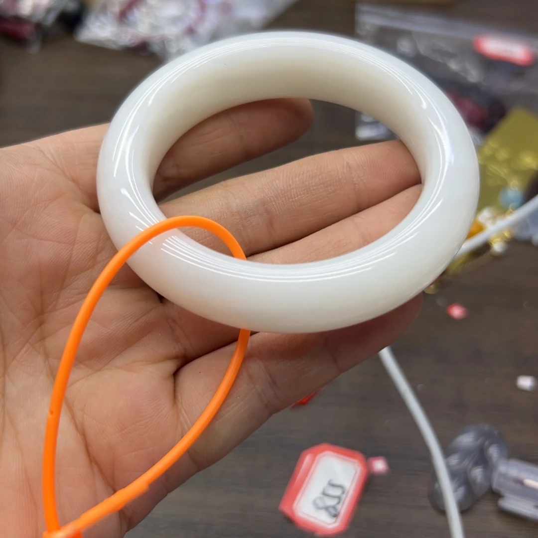 和田玉未镶嵌手镯55.7圈围1538