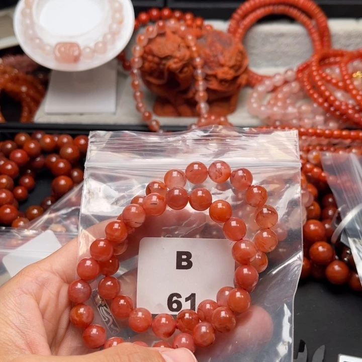 南红玛瑙未镶嵌多样性发货默认微瑕称重9mm