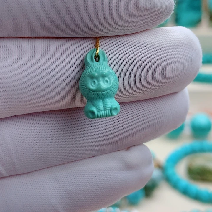 绿松石未镶嵌挂件