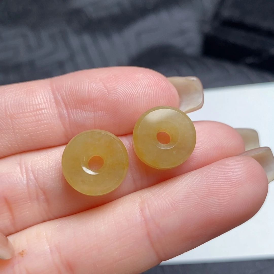 翡翠未镶嵌耳饰黄翡路路通