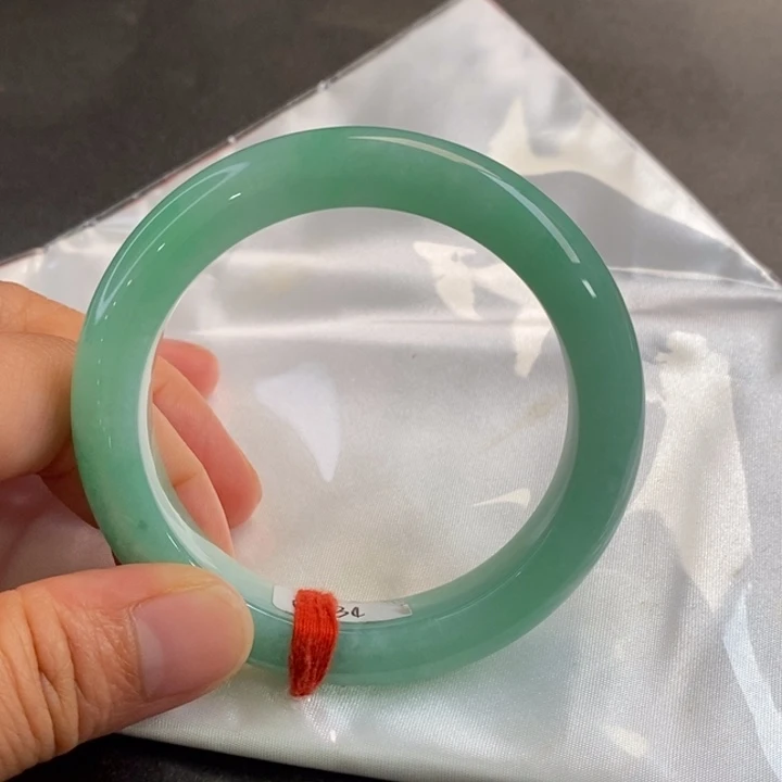 翡翠手镯未镶嵌54.5圈