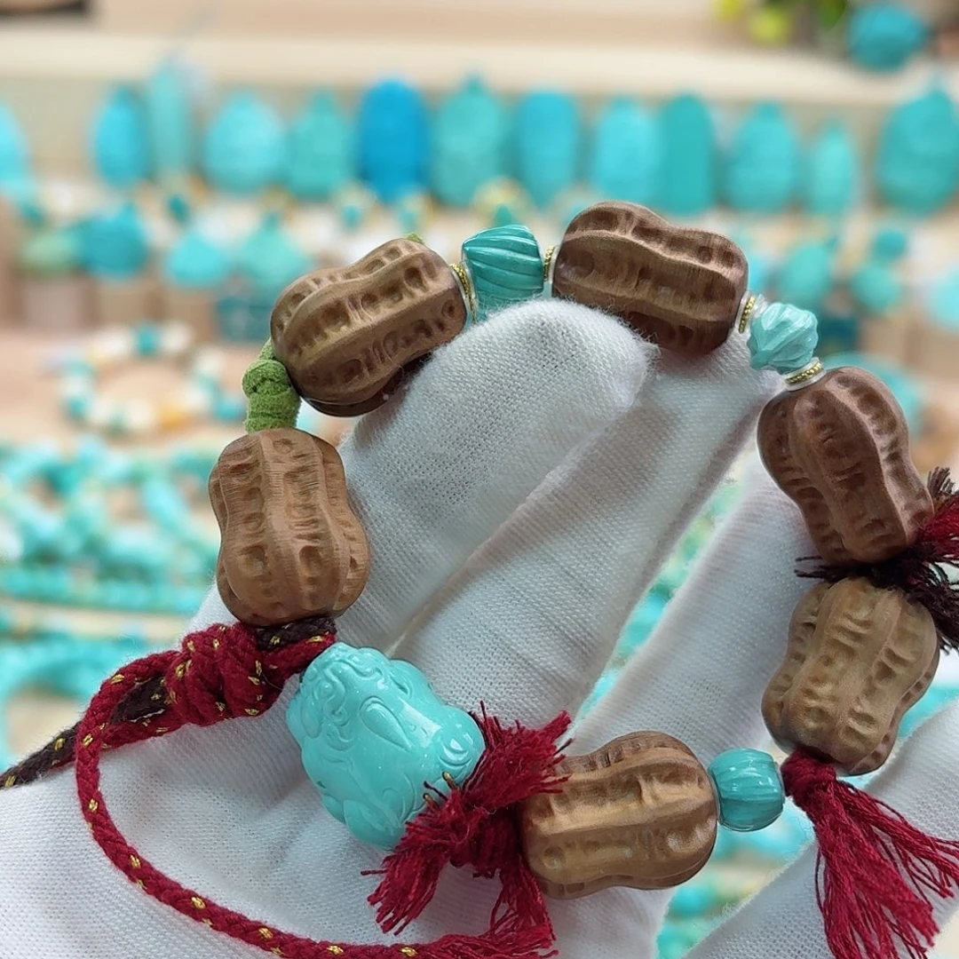 绿松石18K金镶嵌珠宝奇石