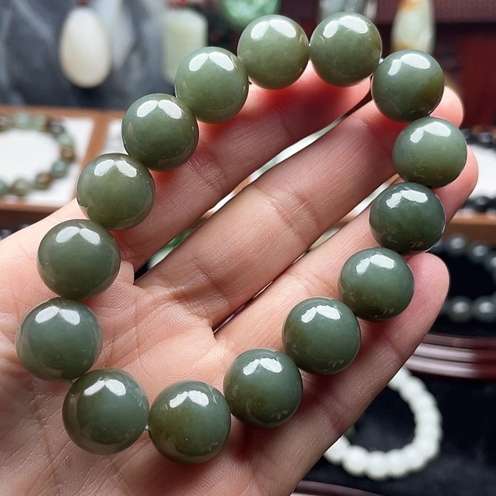 和田玉未镶嵌手串