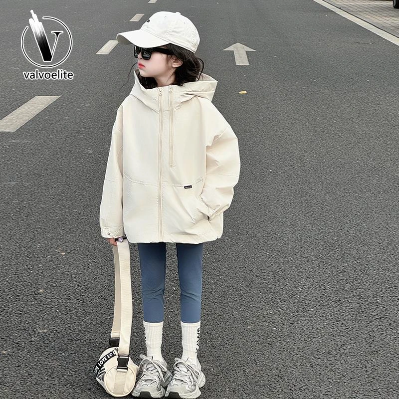VALVOELITE女童2025新款外套春秋中大童冲锋衣超好看户外连帽风衣